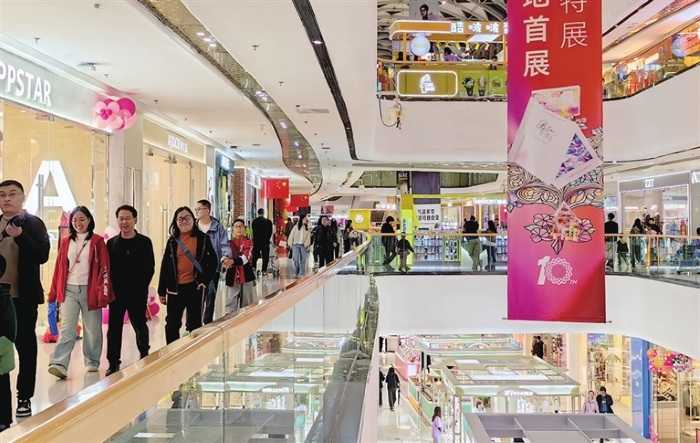 国庆中秋假期太原市重点商企“揽金”增超一成