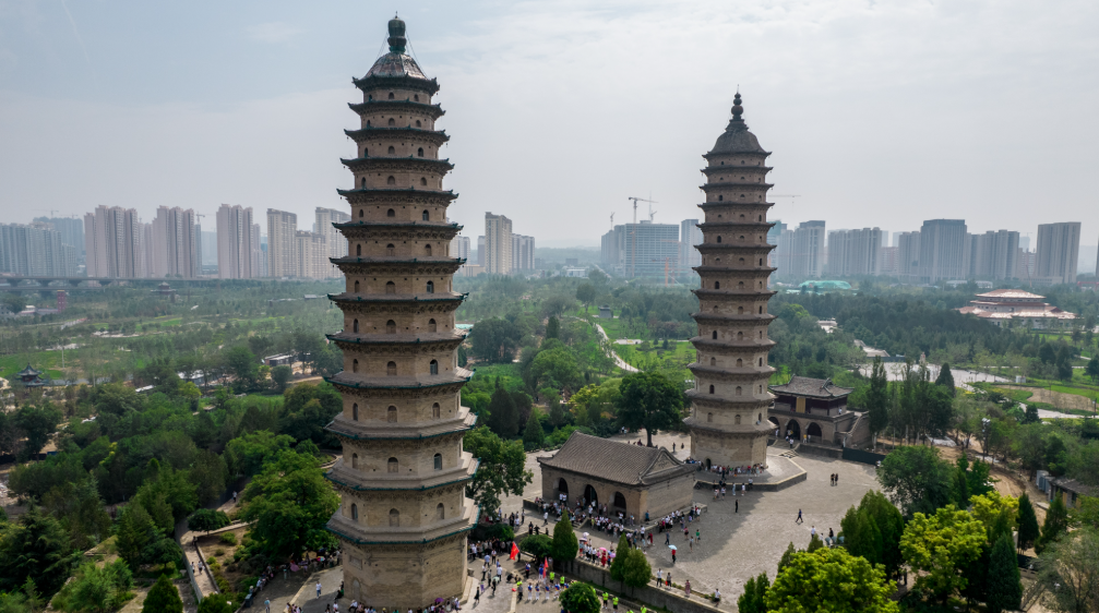 外地亲朋好友相约“五一”假期畅游太原