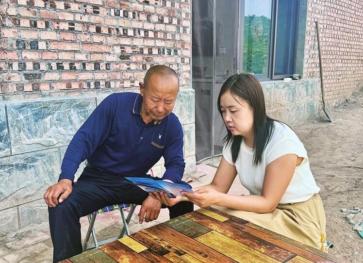 “两优一先”风采｜筑牢基层战斗堡垒 引领群众增收致富
